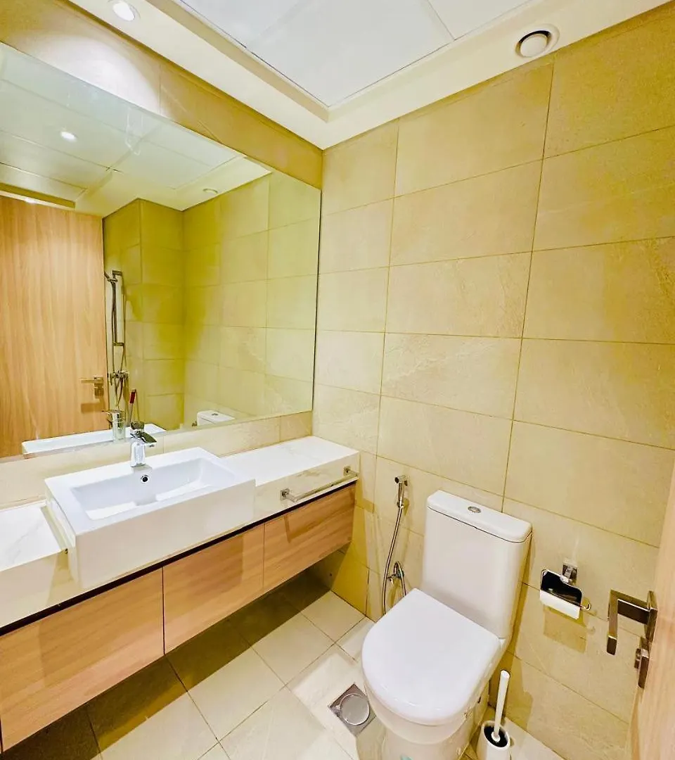 דירות דובאי Azizi Riviera Meydan